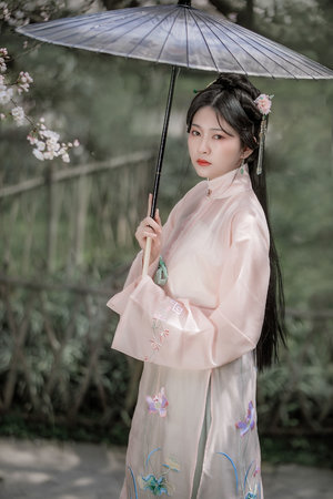 3d首页漫画校园契约