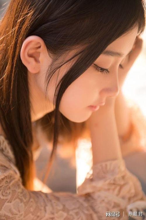 亚洲国产日韩专区图片